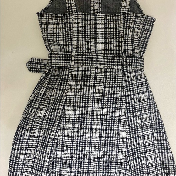 SO Plaid Dress - Picture 2 of 5